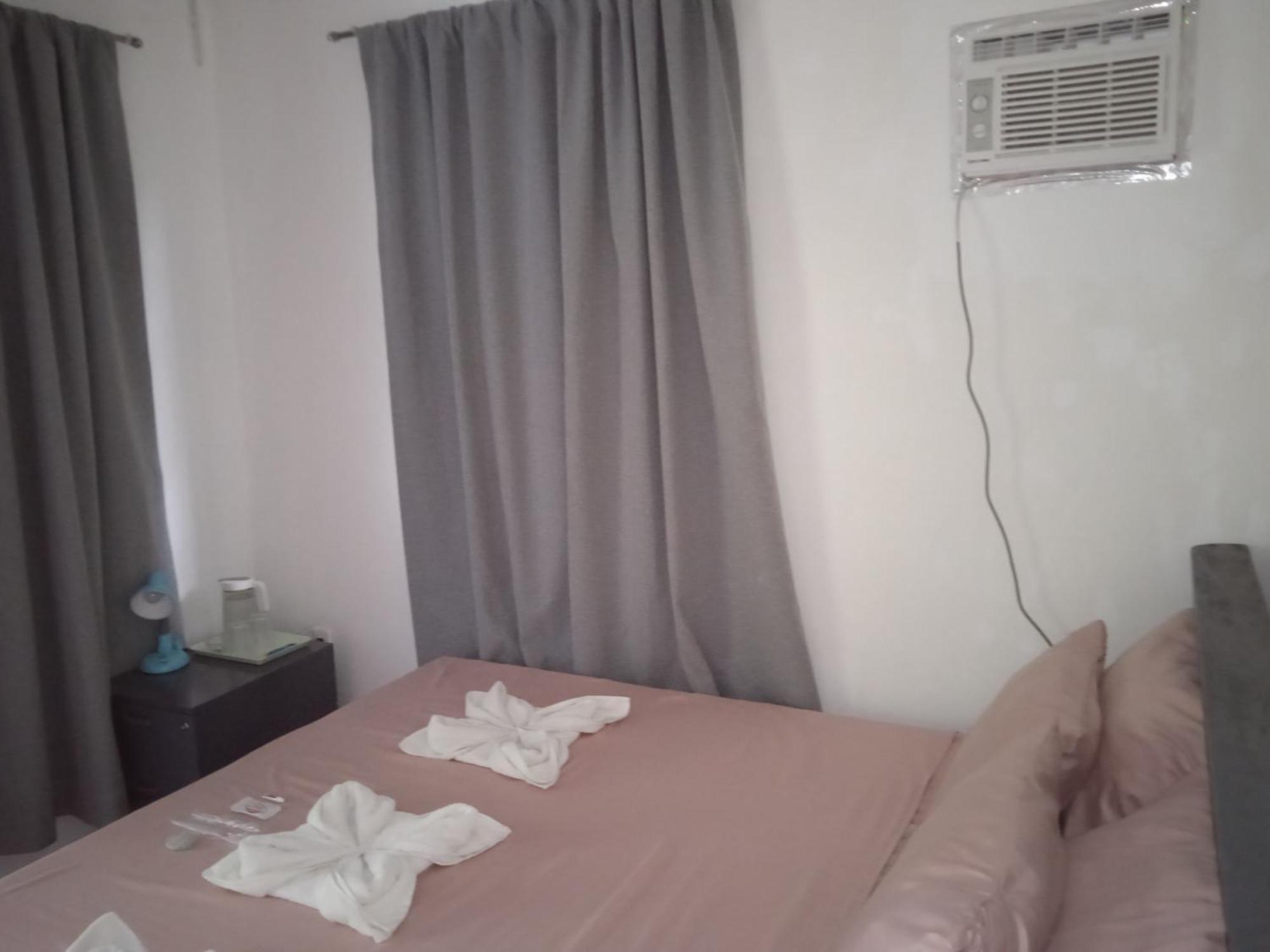 Sarah'S Garden Bnb & Spa Bed & Breakfast Clarin  Ngoại thất bức ảnh