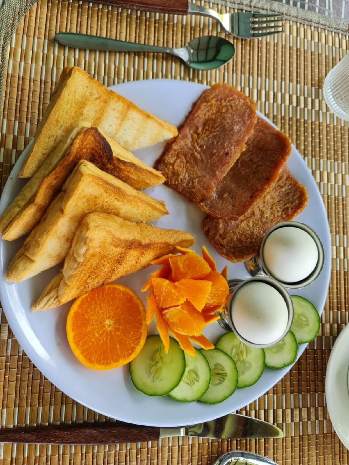 Sarah'S Garden Bnb & Spa Bed & Breakfast Clarin  Ngoại thất bức ảnh
