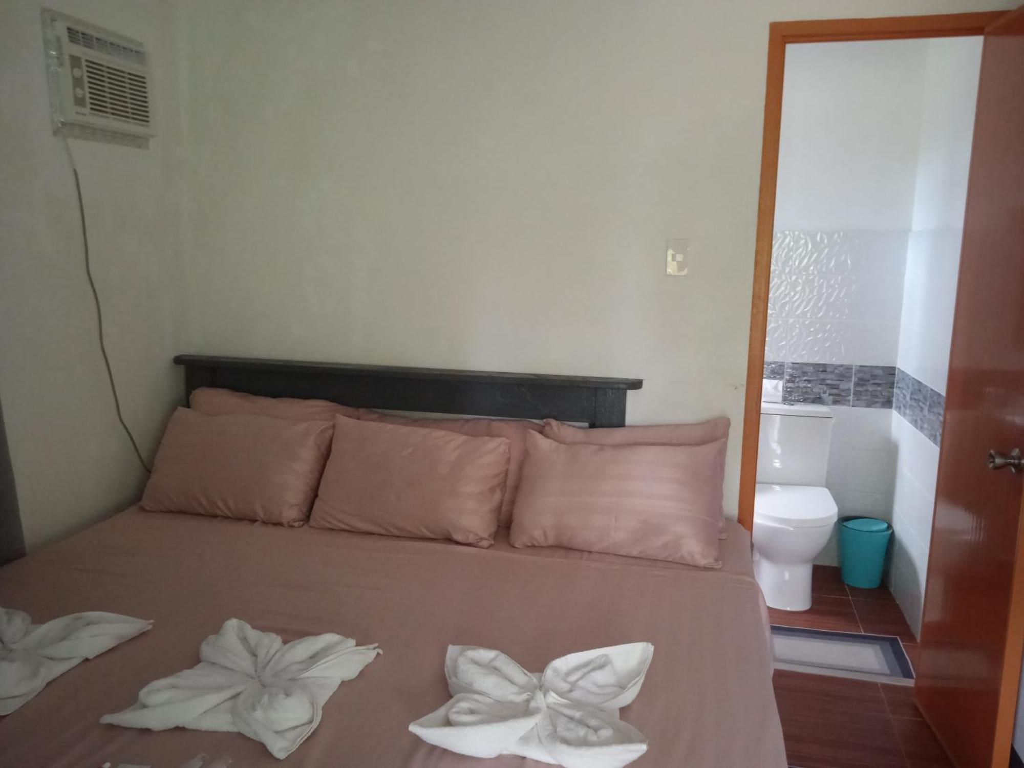 Sarah'S Garden Bnb & Spa Bed & Breakfast Clarin  Phòng bức ảnh