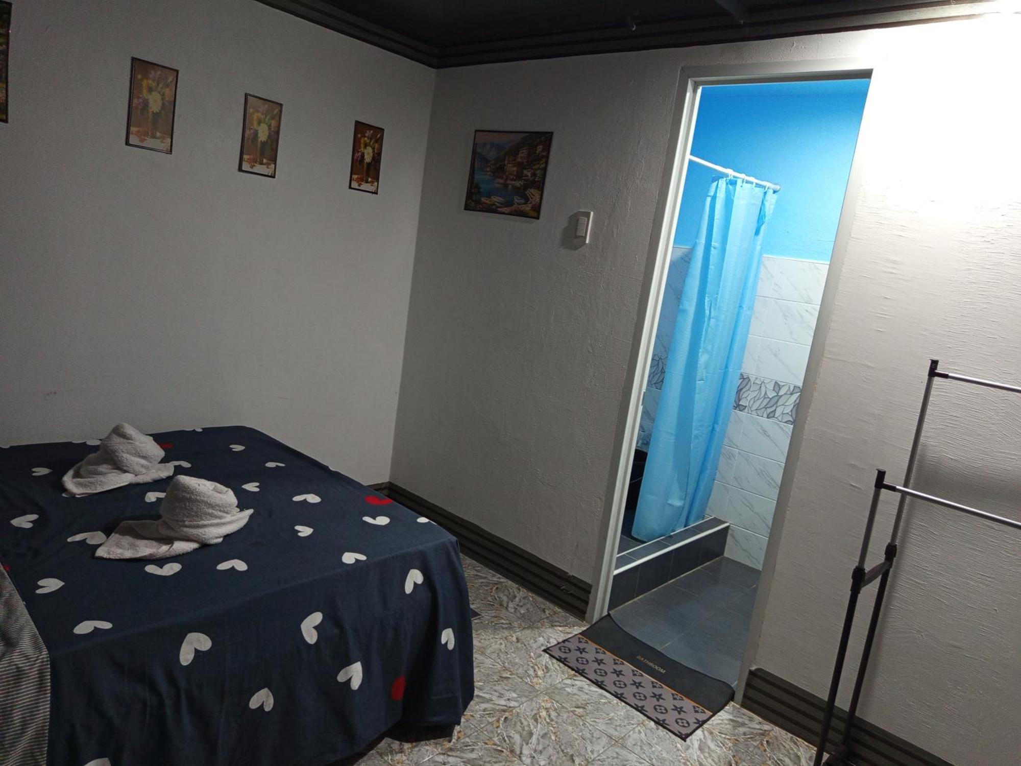 Sarah'S Garden Bnb & Spa Bed & Breakfast Clarin  Ngoại thất bức ảnh