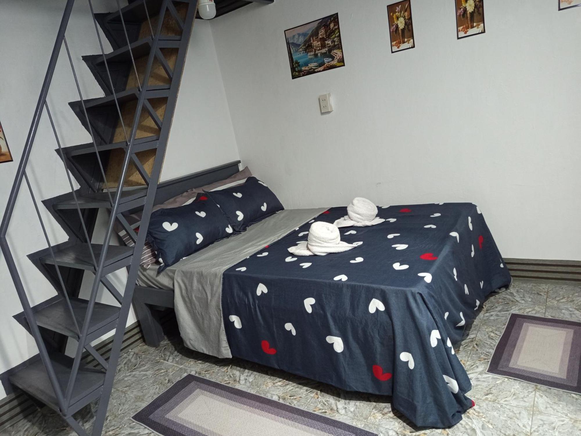 Sarah'S Garden Bnb & Spa Bed & Breakfast Clarin  Ngoại thất bức ảnh
